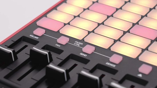 Akai Professional APC Mini MK2 - USB MIDI Pad-Controller voor het