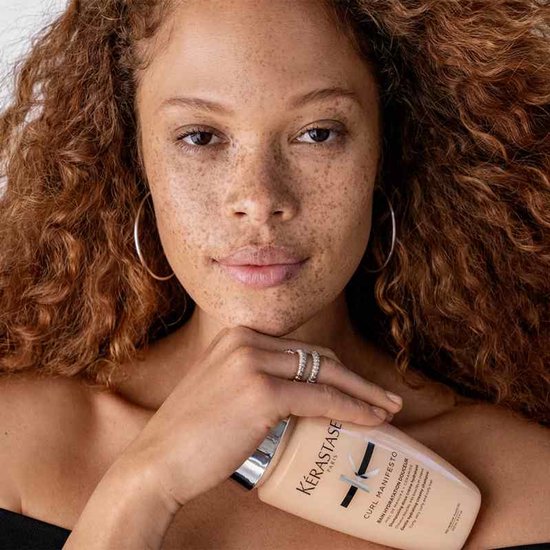Kérastase Curl Manifesto Bain Hydratation Douceur - Shampoing hydratant - Pour des Boucles Définies & Pleines de Ressort - 250ml