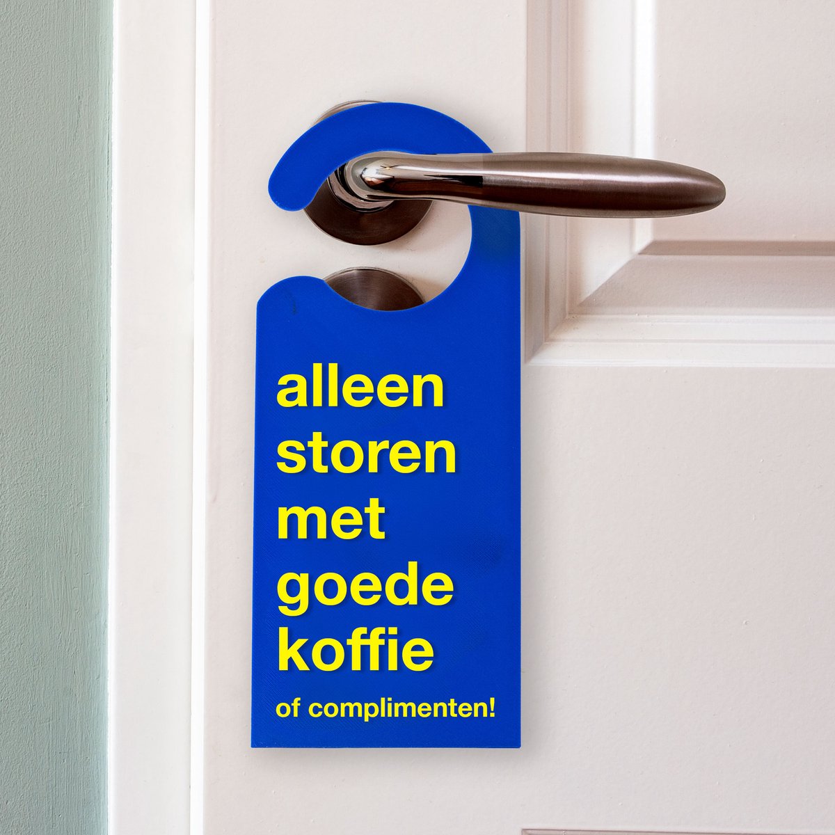KLOQ Design Deurhanger voor koffieliefhebbers - 100% bioplastic - Blauw & Neon geel - koffie of complimentjes- Grappig kado voor koffie gekkies - 3D geprint in Nederland.