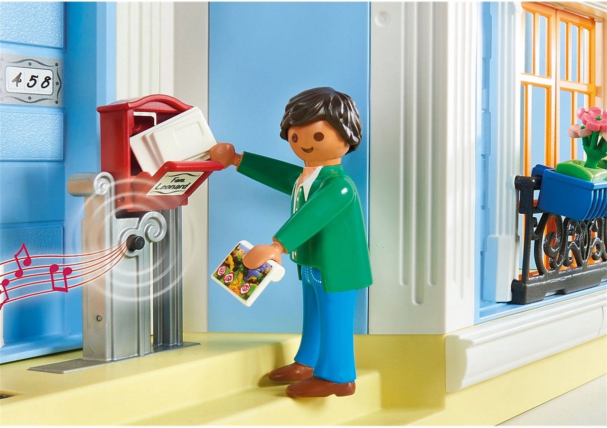 PLAYMOBIL Dollhouse - Groot herenhuis - Met dakterras, wenteltrappen, werkende deurbel en brievenbus om te openen - 70205 — afbeelding 4