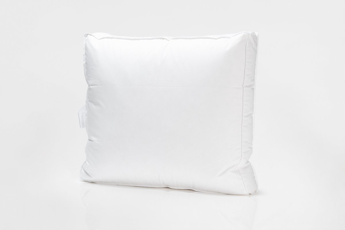 C'est Duvet - Luxe Box Hoofdkussen - 50x60x8 - 100% witte ganzendons - Satijnen tijk - Ergonomisch