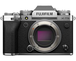 Fujifilm X-T5 + XF 16-80mm Zilver