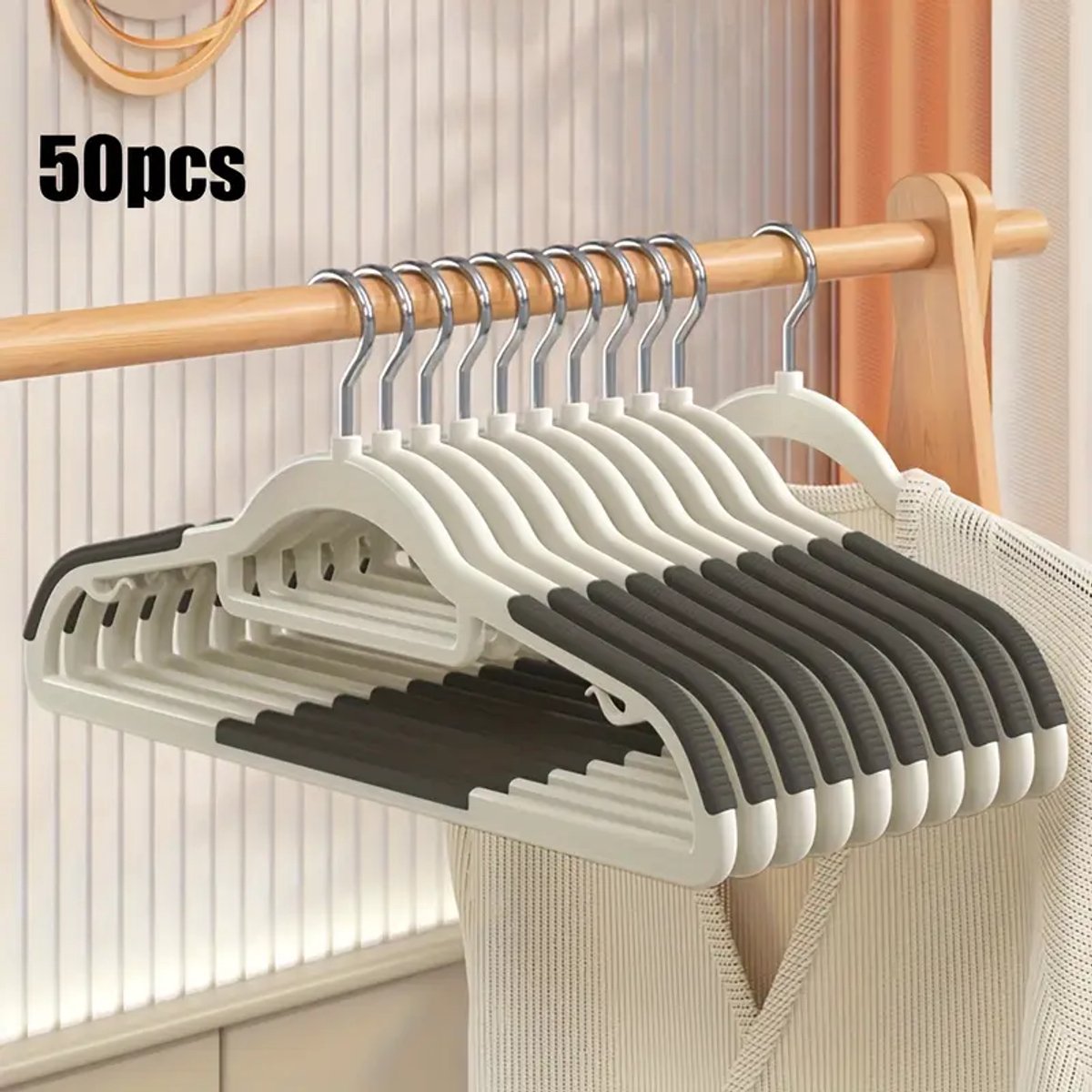 50 Stuks Anti Slip Kledinghangers - Broekhanger Kleerhangers - Volwassenen - Ruimtebesparend en Duurzaam - ABS Kunststof - Grijs