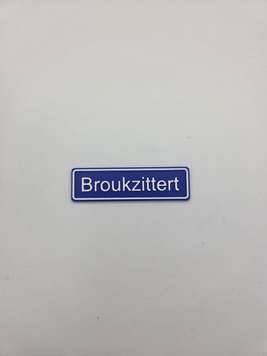 3D plaatsnaam speldje Broukzittert