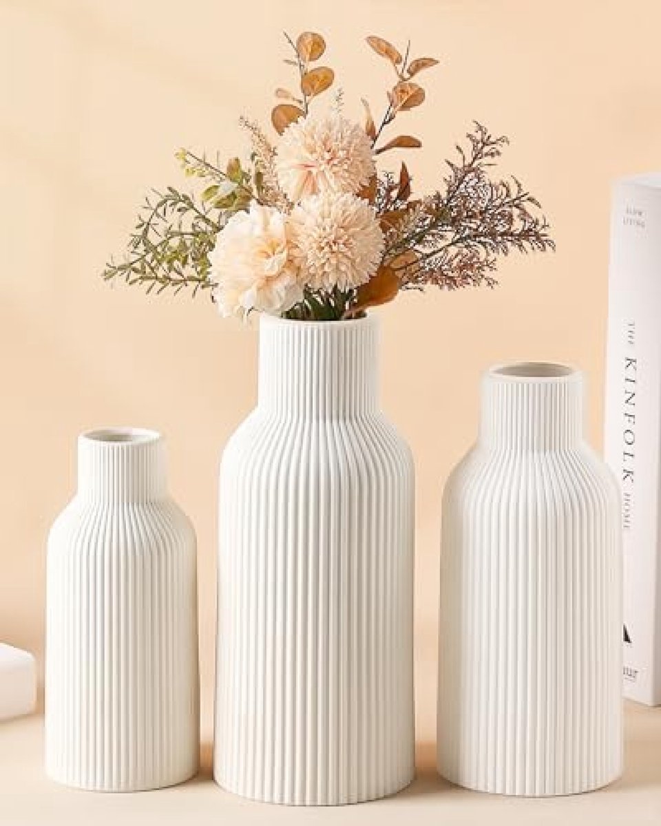 PromoHome Set van 3 Moderne Bloemenvazen - Ribbeldesign Wit Keramiek