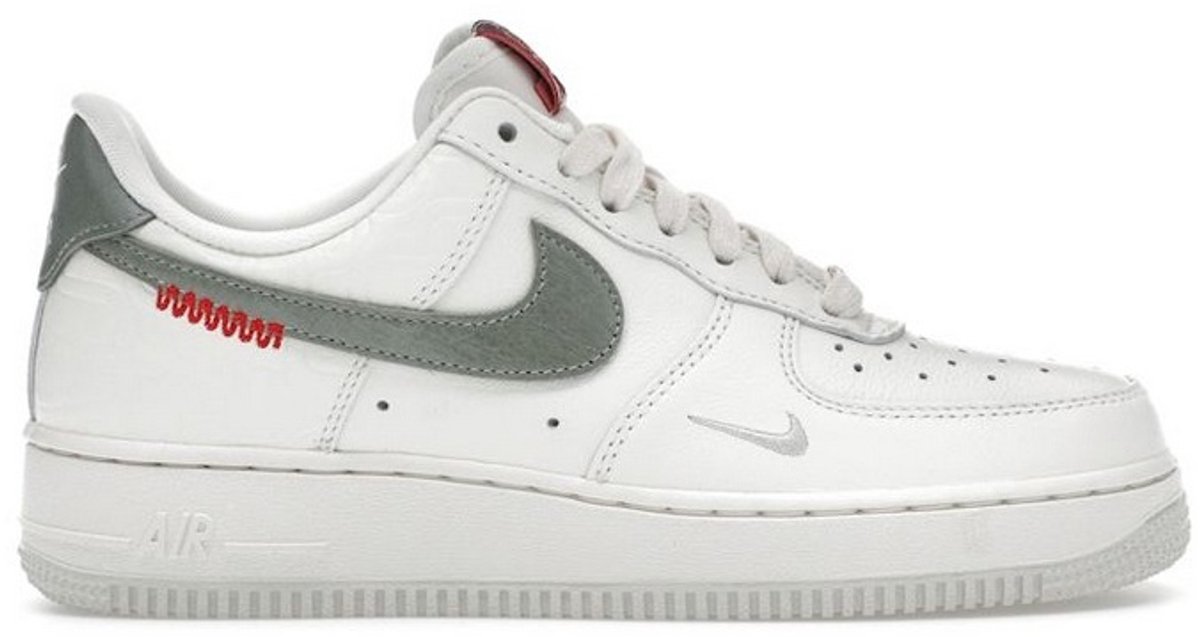 Sneakers Nike Nike Air Force 1 ’07 “”Year of the Snake Wit