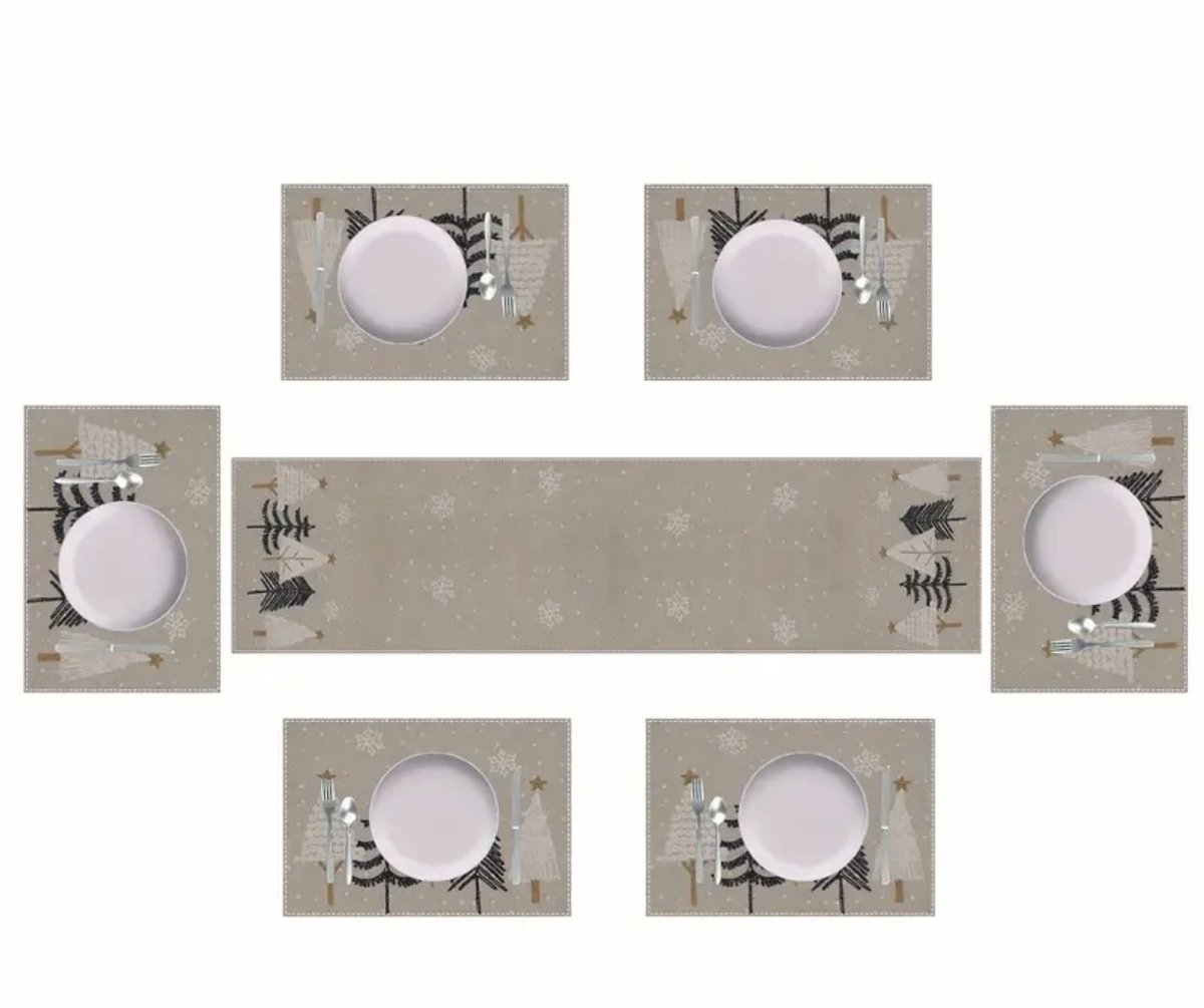 Kerst Tafelloper & Placemat Set – 7-delig – Kerstdecoratie – 6 Placemats + 1 Tafelloper – Winter Thema – Beige met Kerstbomen – 183x33 cm & 45x30 cm