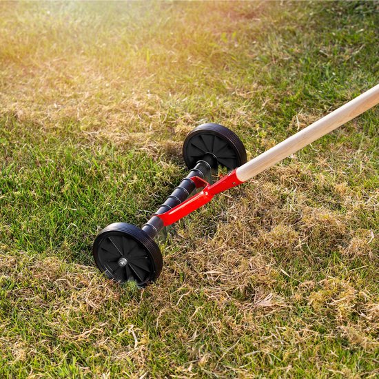 KADAX Gazonventilator met wielen, tuinklauw voor gazon, tuin, mos, snijhark van metaal, handmatige verticuteermachine, tuingereedschap, gazonbeluchter, cultivator (met steel) van Merkloos	 — afbeelding 5