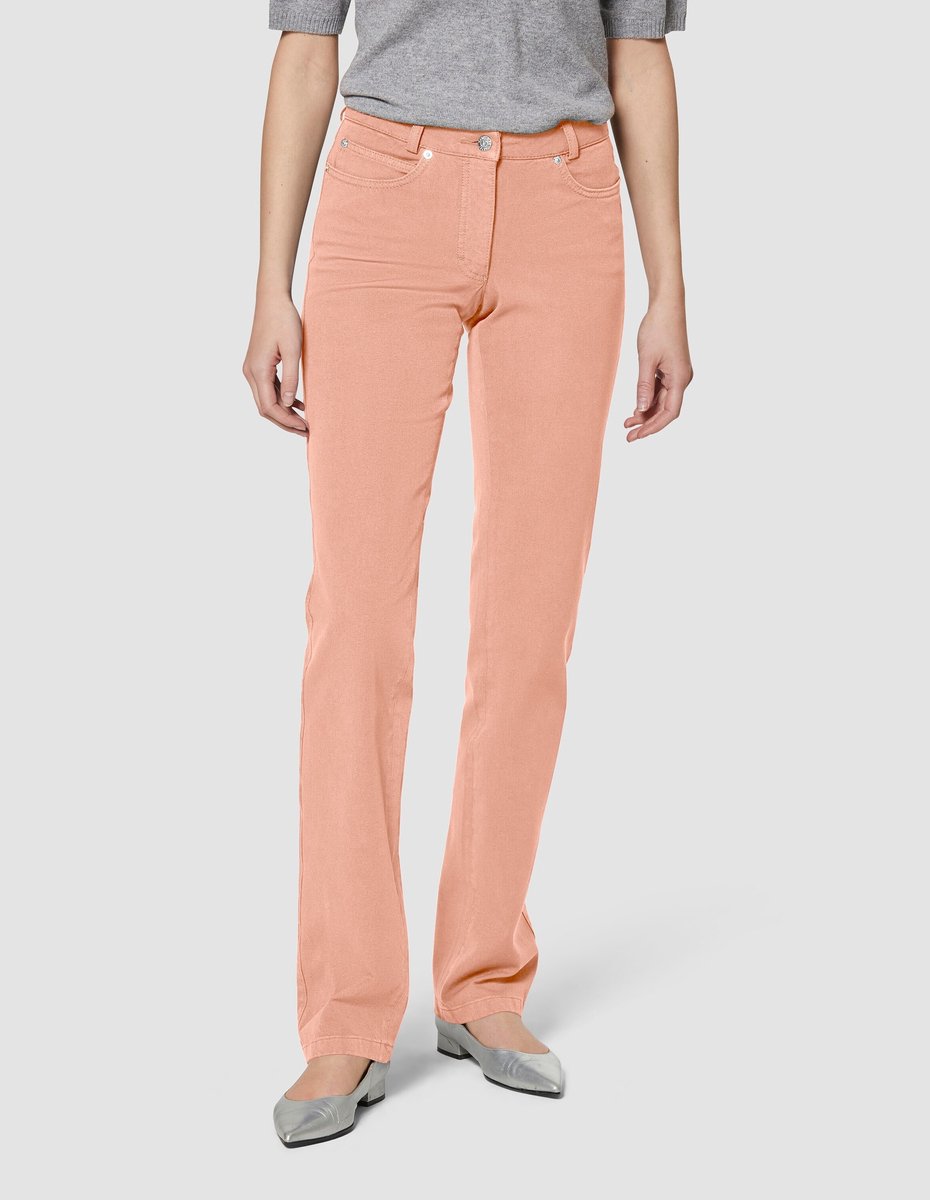 MADELEINE M-Jeans, Wijd M-jeans in recht model met logo-borduursel