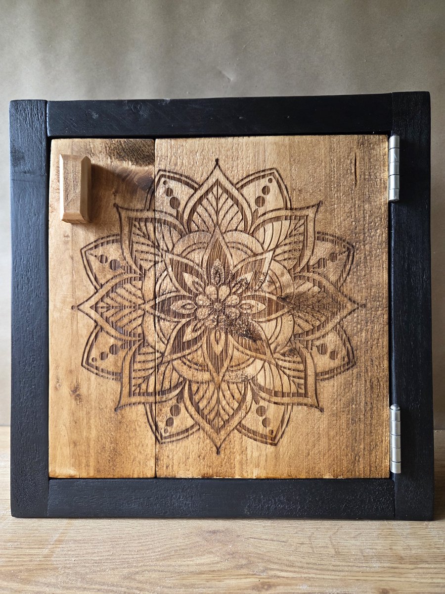 Sleutelkast Mandala steigerhout.