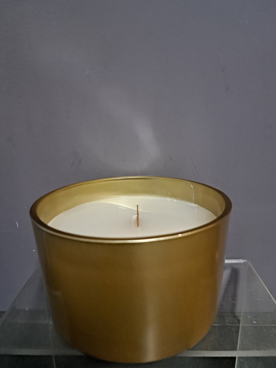 geurkaars winter magic vanille - goud - mooi geschenk - kerst - verjaardag - nieuwjaar - moeder dag - leuk kado - vriendin -valentijn