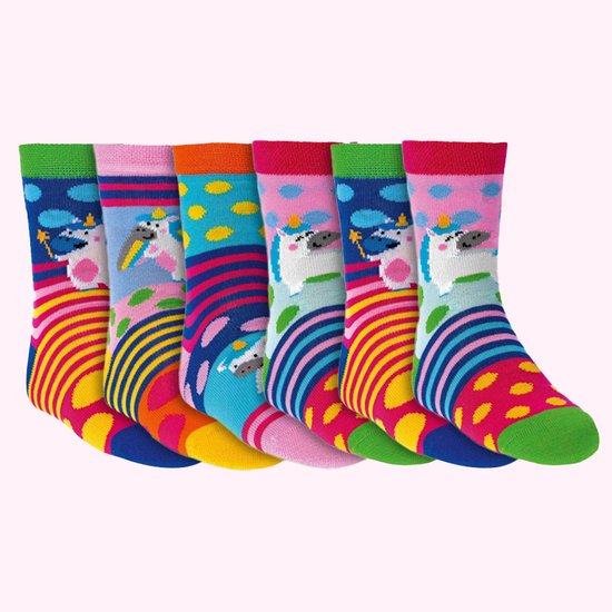 Set van 6 paar kindersokken met vrolijke eenhoornprints.