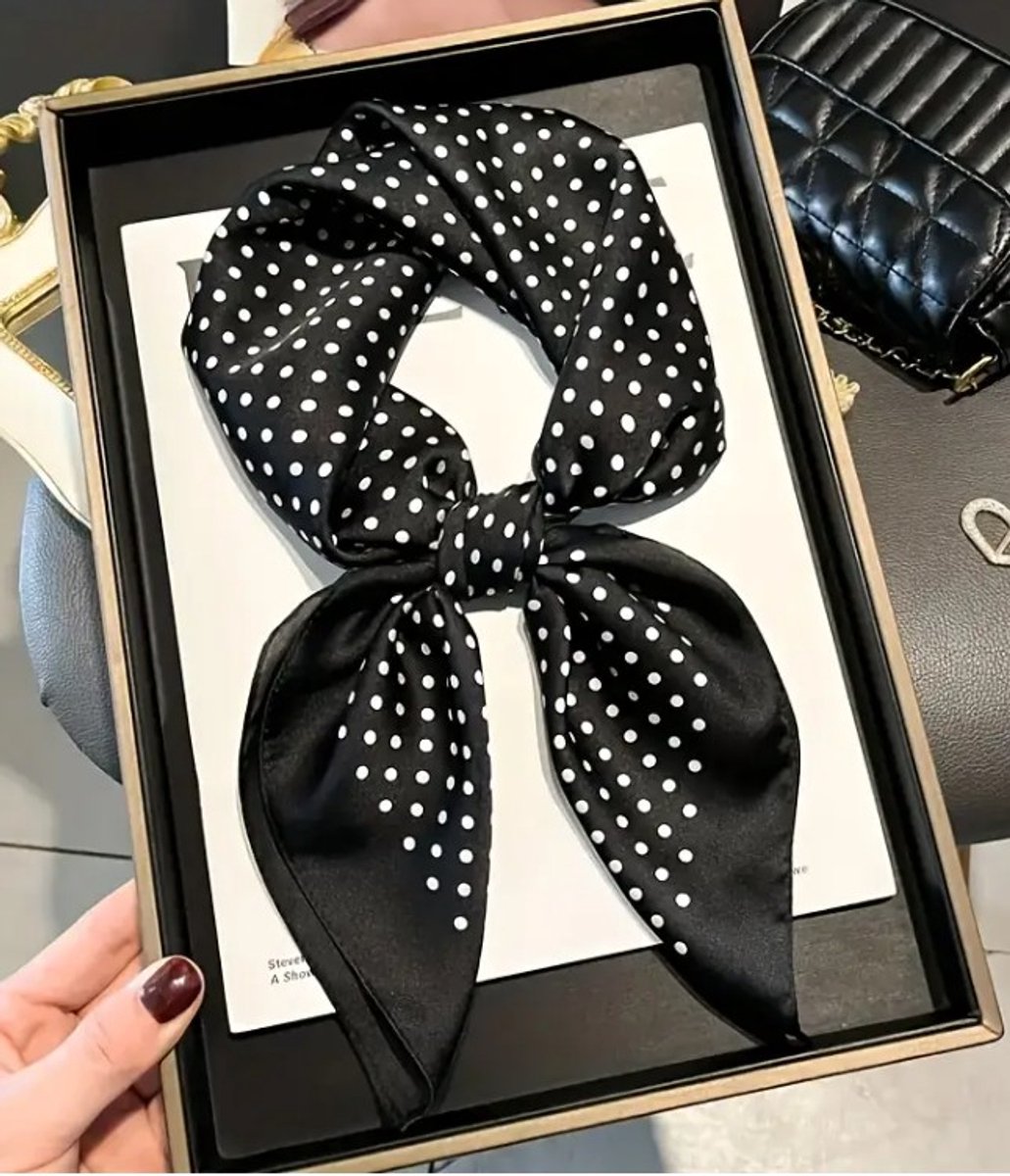 Exclusieve Klassieke Bandana Stip – Zwart – Off-White - Haarband – Tas Sjaal – Handvat Tas – Hals Strik – Hoed accessoire – Riem – Shawl – Hoofdband - Polkadot - Dots - Mode - Feest – Bruiloft – Gelegenheid