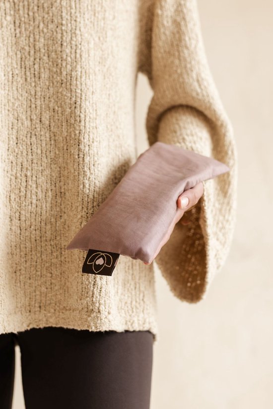 Oogkussen lavendel taupe eco - Lotus van Lotus — afbeelding 5