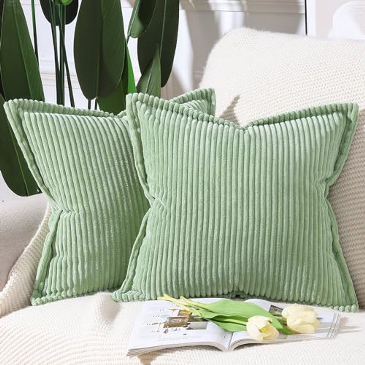 Set van 2 Corduroy Boho Kussenslopen met Franje Rand – Zacht Decoratief Kussenhoesje voor Bank of Slaapkamer 40x40 cm