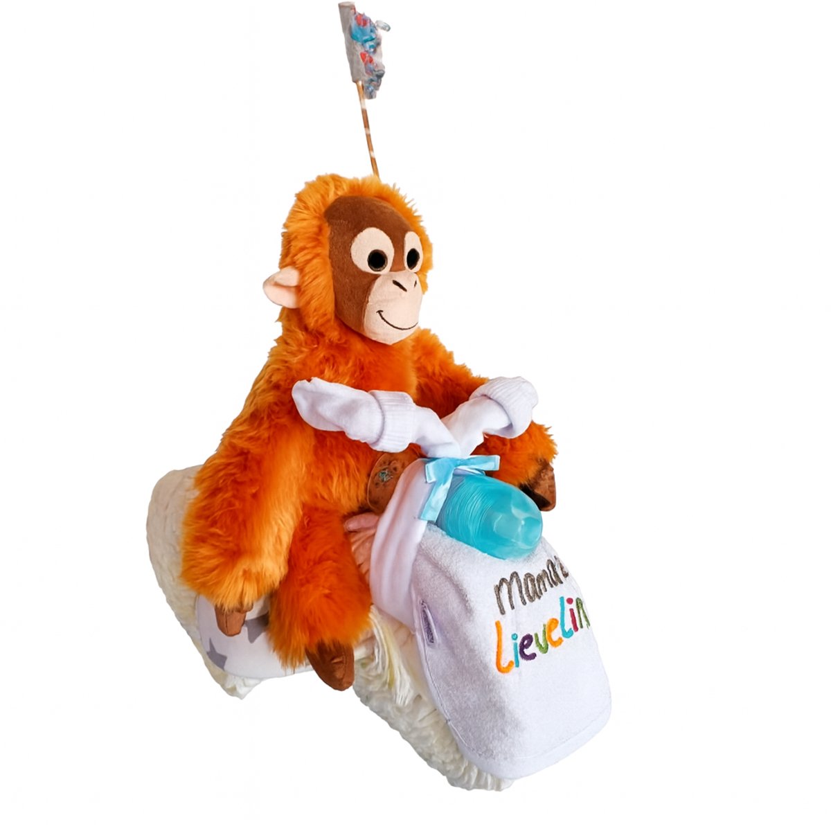 Luiertaart Motor met Knuffelaap – Uniek Geboortecadeau met Babyfles & Hydrofiel – “Mama’s Lieveling”
