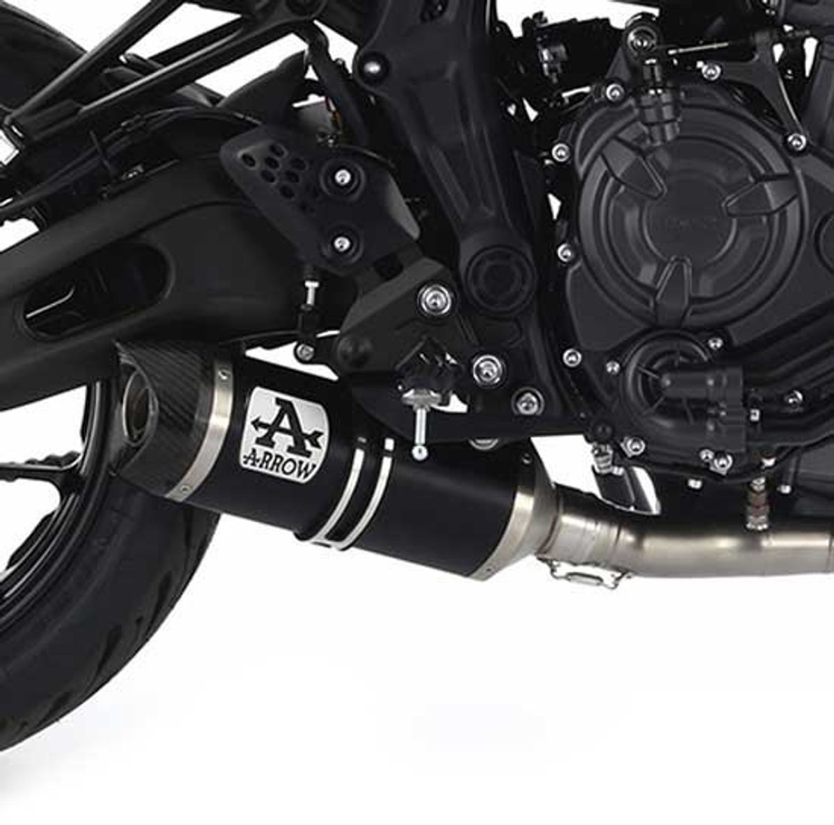 Arrow Thunder Aluminium Dark With Carbon End Cap Yamaha Mt-07 ´21-23 Gehomologeerde Uitlaatdemper Zilver Homologated