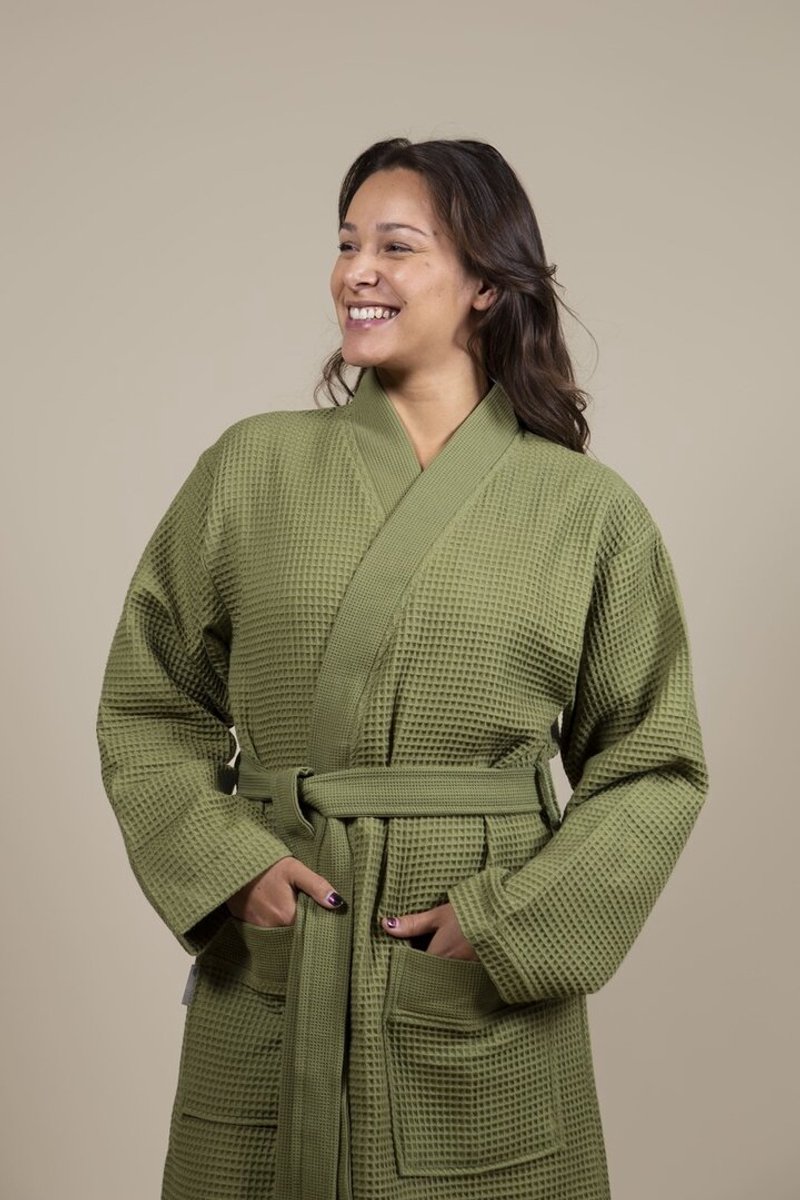 Sauna Wafel Badjas Dames – Cozylion – 100% Duurzaam Katoen – Oeko-Tex – Olijf Groen – Kimono Stijl – Wafel Badjassen Vrouwen – Sauna & Wellness Ochtendjas voor Vrouw