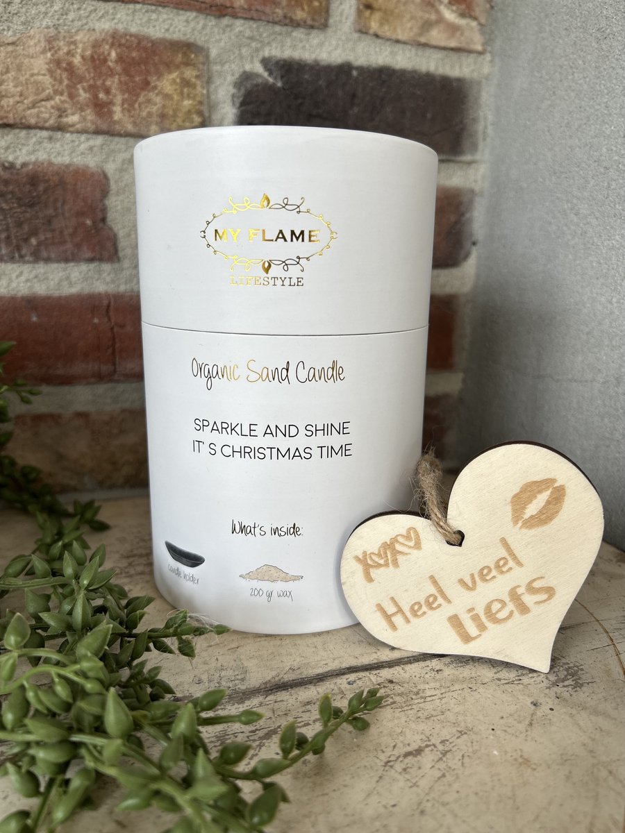 Creaties van hier Giftbox 'Sparkle and shine, it's Christmas time' met Kaarsenzand en Houten Hartje - Kaars