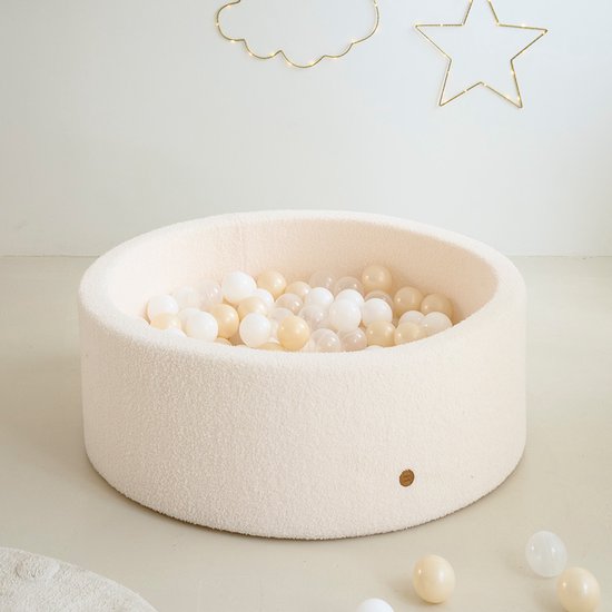 Petite Amélie Ballenbak Rond - 90x30 cm- Ballenbad incl. 200 ballen - Off-white Teddy — afbeelding 3