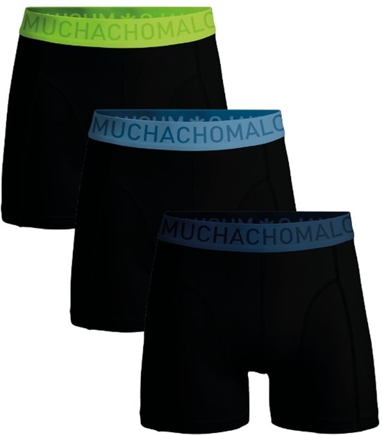Drie zwarte boxershorts met gekleurde elastische banden: limegroen, blauw en donkerblauw. De banden hebben het Muchachomalo logo.