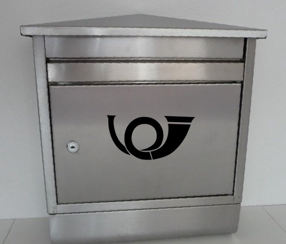 Sticker voor brievenbus met posthoorn symbool - 10 cm