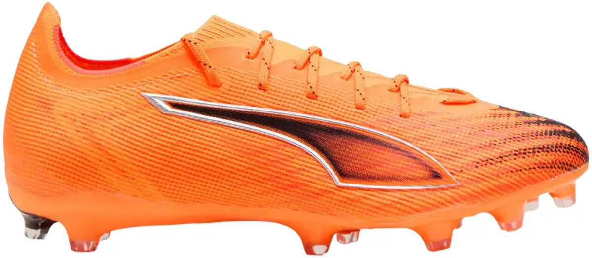Puma Ultra 6 Pro FG/AG voetbalschoenen in feloranje met technisch mesh bovenwerk, maat EU 46.