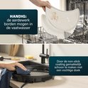 Borden mogen in de vaatwasser en de grillplaat is makkelijk schoon te maken met een vochtige doek.