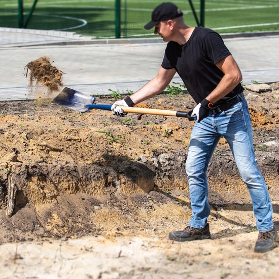 KADAX Spade, tuinschep met inkepingen, schep met D-handgreep, tuinspade om te graven, schep met steel van hout, grafspade voor tuin (rond) van Merkloos	 — afbeelding 5