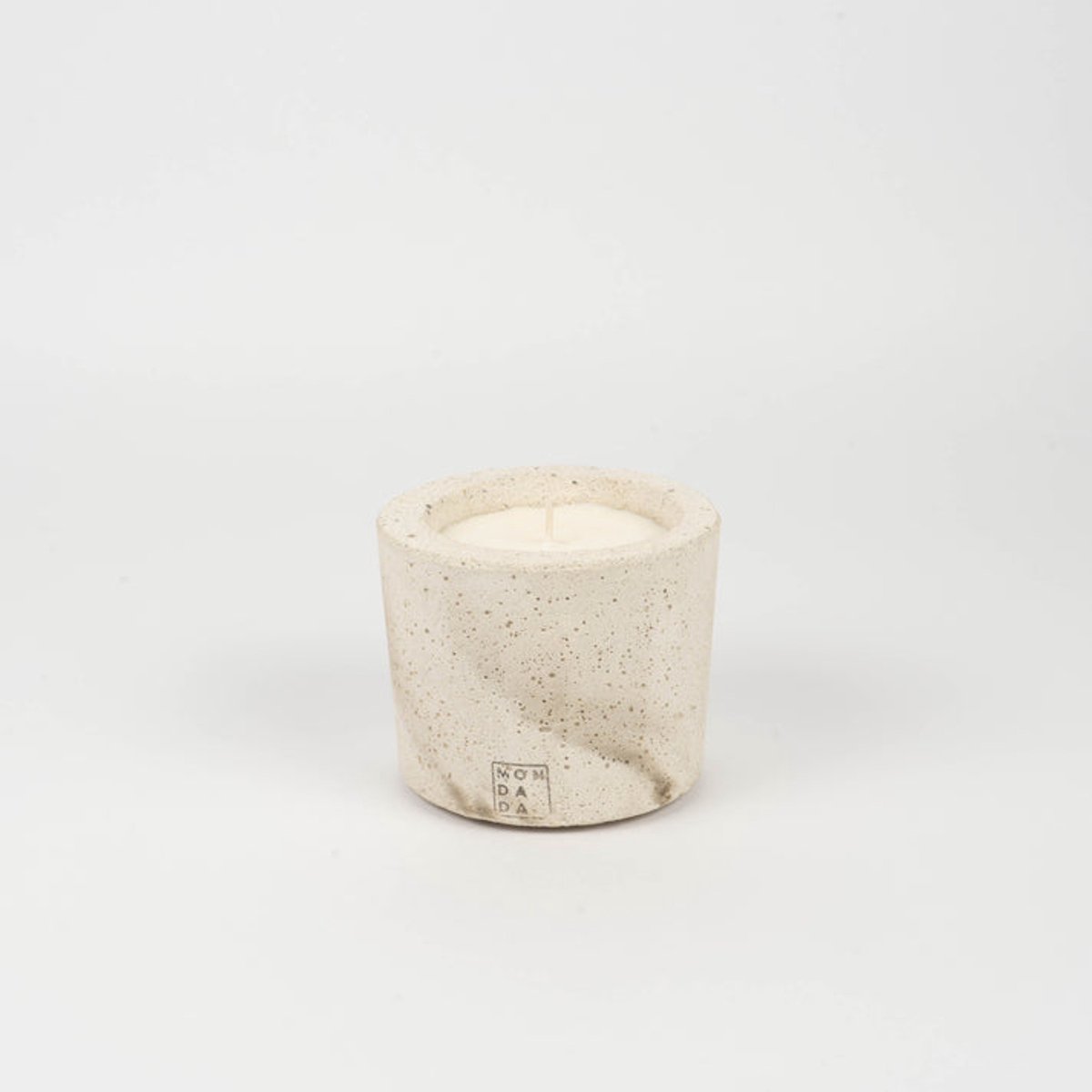 Mon Dada Urban indoor geurkaars XS ecru - Down To Earth beige