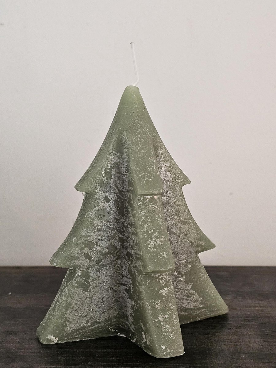 Kerstboom Kaars Licht Groen - 9x12cm - Christmas Candle - Kerst - Kerstmis - Kaarsen - Kerst Decoratie - Winter - Winter Wonderland