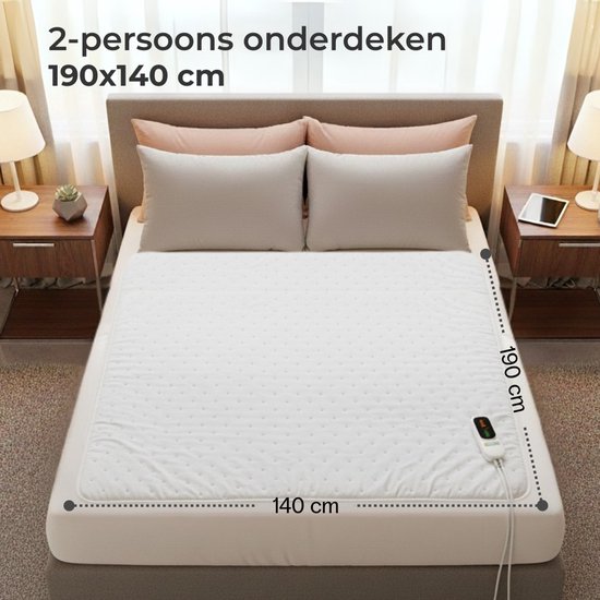 Een tweepersoonsbed met een witte elektrische onderdeken van 190x140 cm en twee nachtkastjes.
