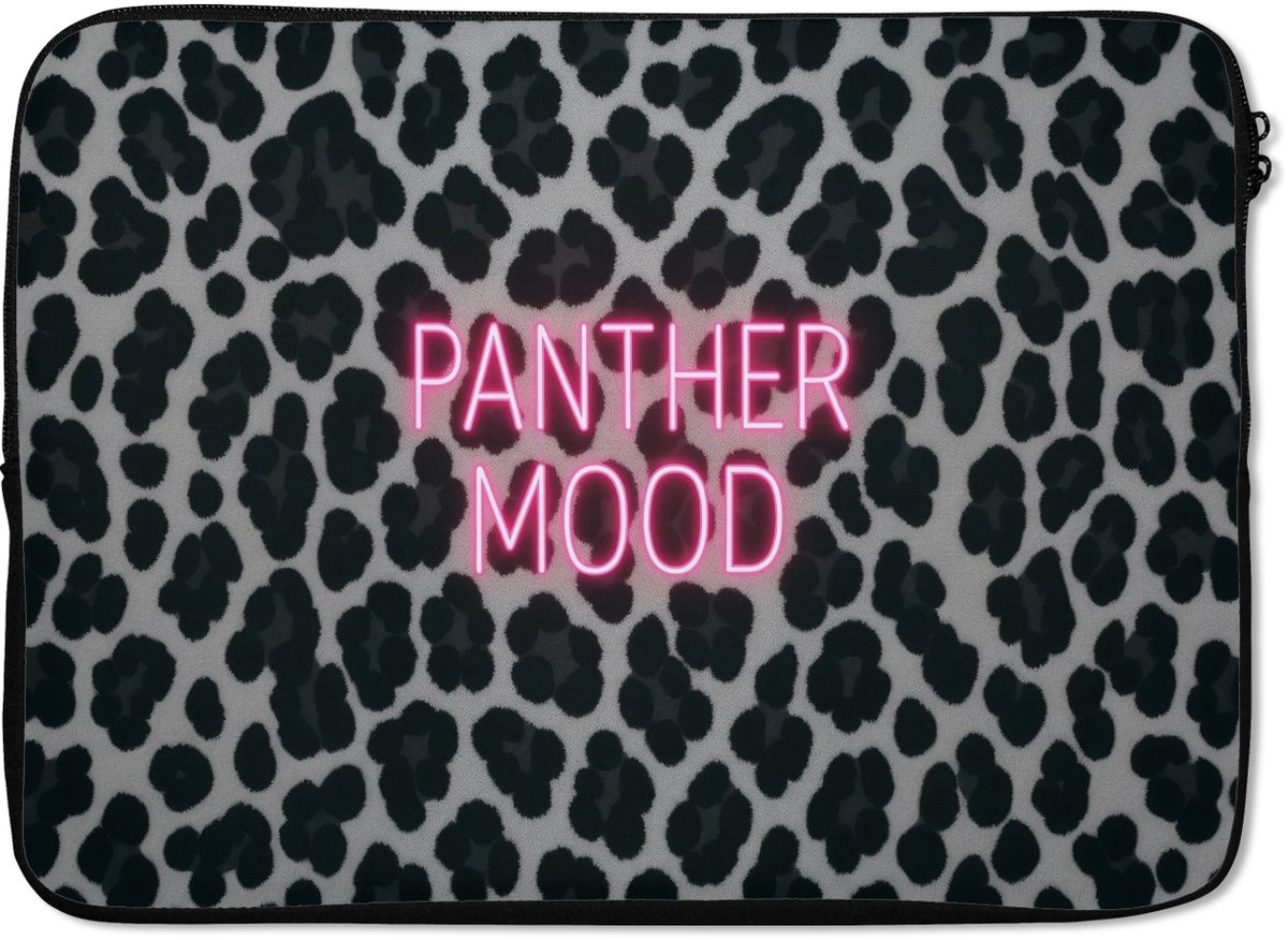 Laptophoes 13 inch - Panterprint - Zwart - Neonletters - Roze - Laptop sleeve - Binnenmaat 32x22,5 cm - Zwarte achterkant