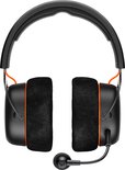 Zwarte Beyerdynamic MMX 150 headset met grote oorkussens en oranje randen.