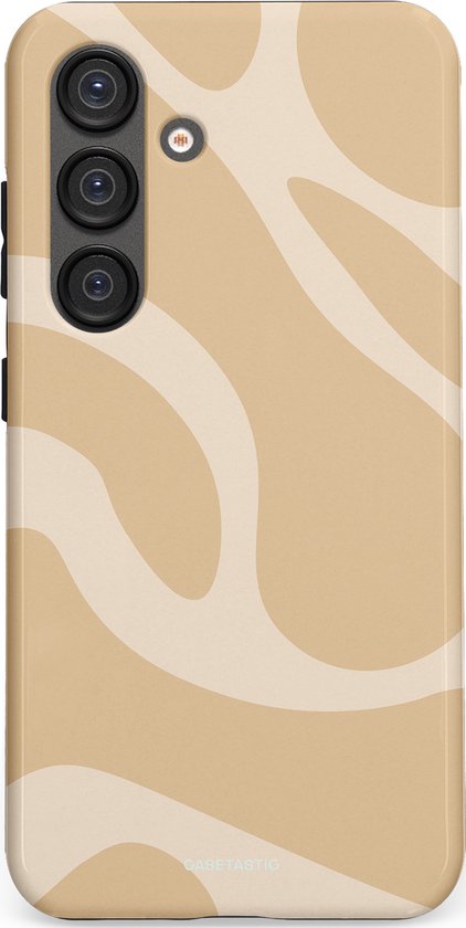 Telefoonhoesje met beige achterkant en crème golvend patroon. Camera-uitsparing zichtbaar.
