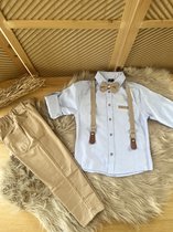 klassieke jongens kledij- vierdelige katoenen jongens set- licht blauw overhemd , verstelbare bretels en vlinderdas- kostuumbroek (beige) - feest outfit-bruidsjonkers-bruiloft-verjaardag-8 jaar maat 128