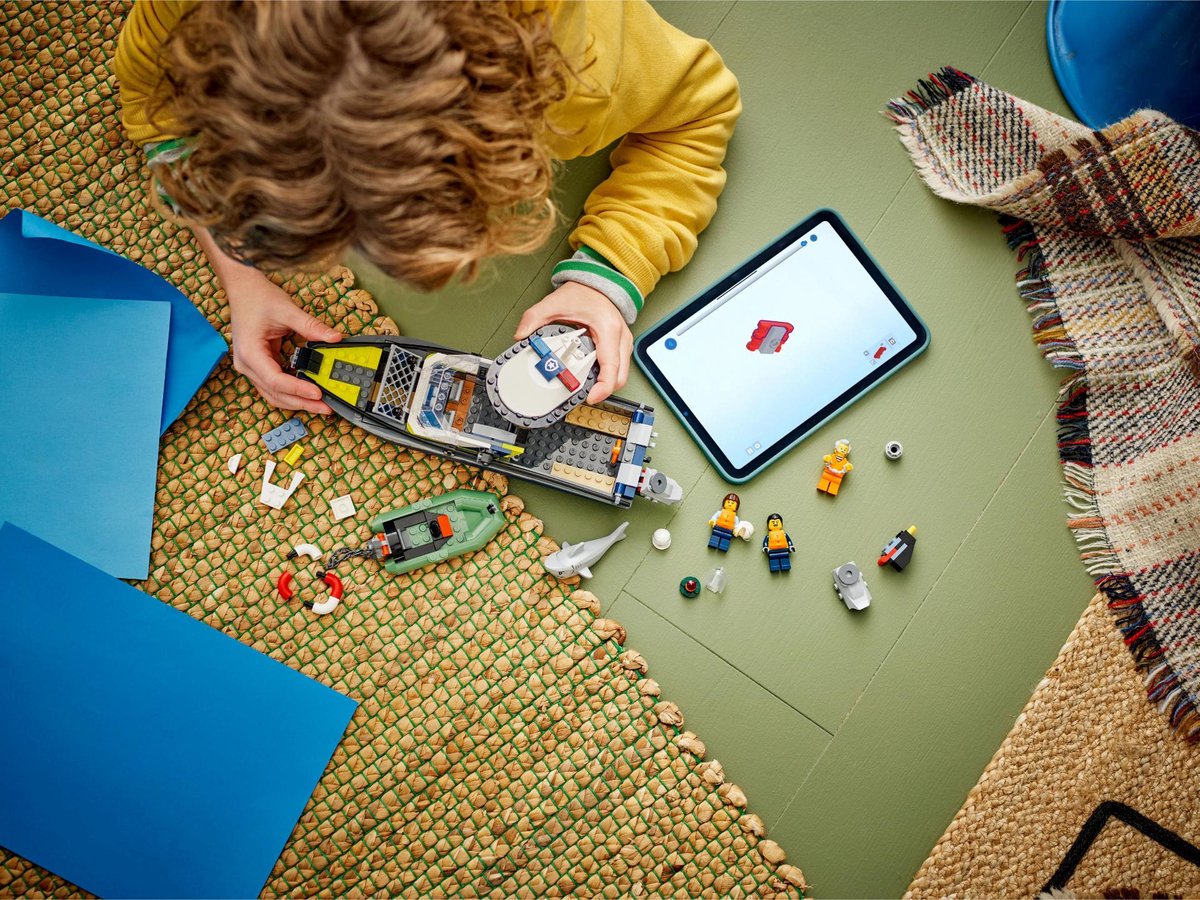 LEGO® City Achtervolging met Politieboot, Drijft Echt - 60456 — afbeelding 21