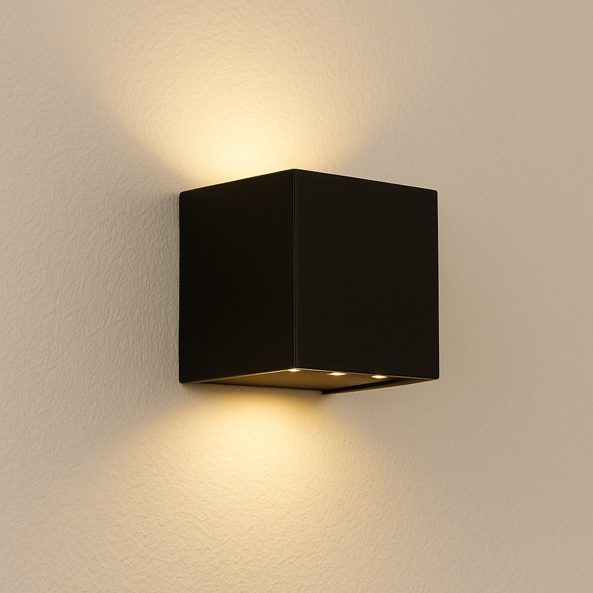 ZOLUNA Solar Wandlamp Marga - Aluminium - Warm Wit - IP54 - 9 x 9 cm