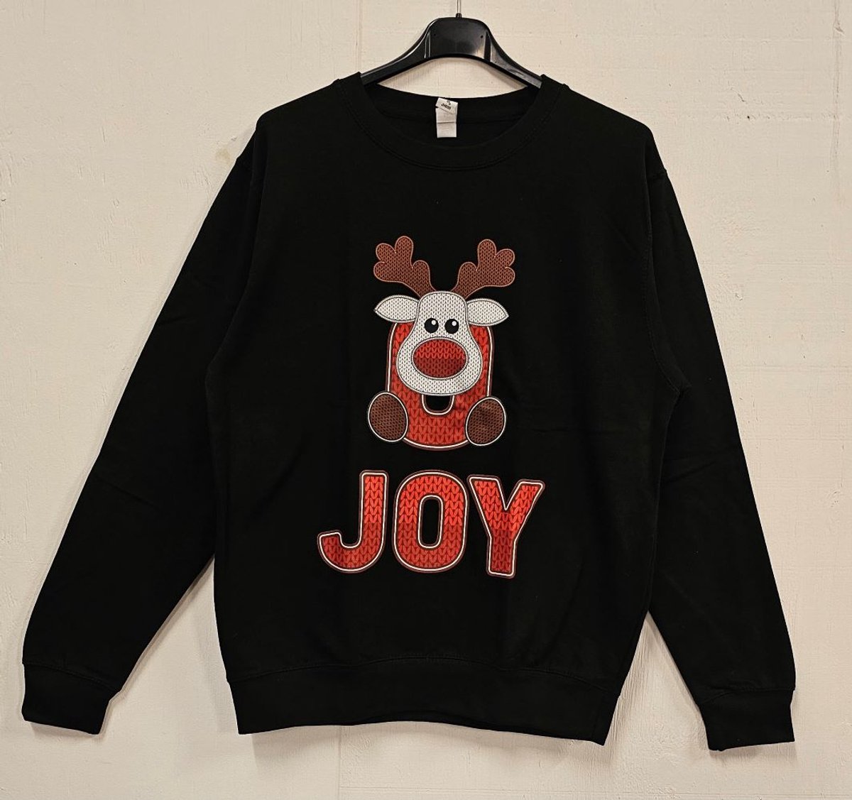 Foute Kersttrui Dames & Heren - 'O Joy' Kerstsweater met Rendier - Grappige Kerst Kleding - Humor Cadeau - Kerstfeest - Unisex sweater - Zwart - Maat M