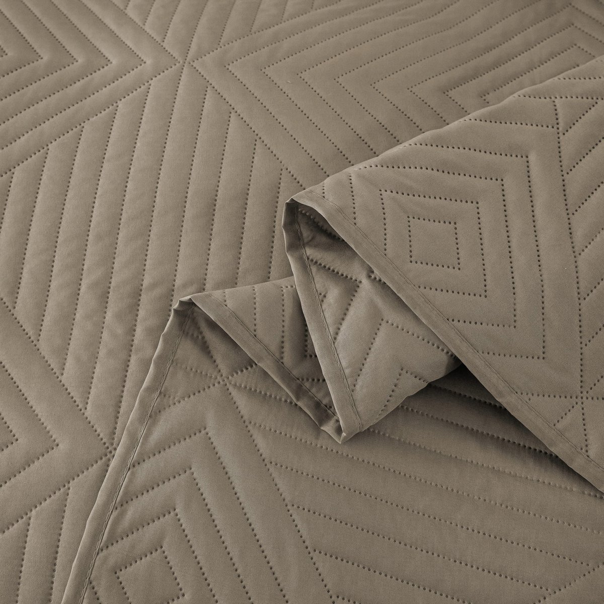 Gewatteerde dubbelzijdige sprei 170x210cm beige