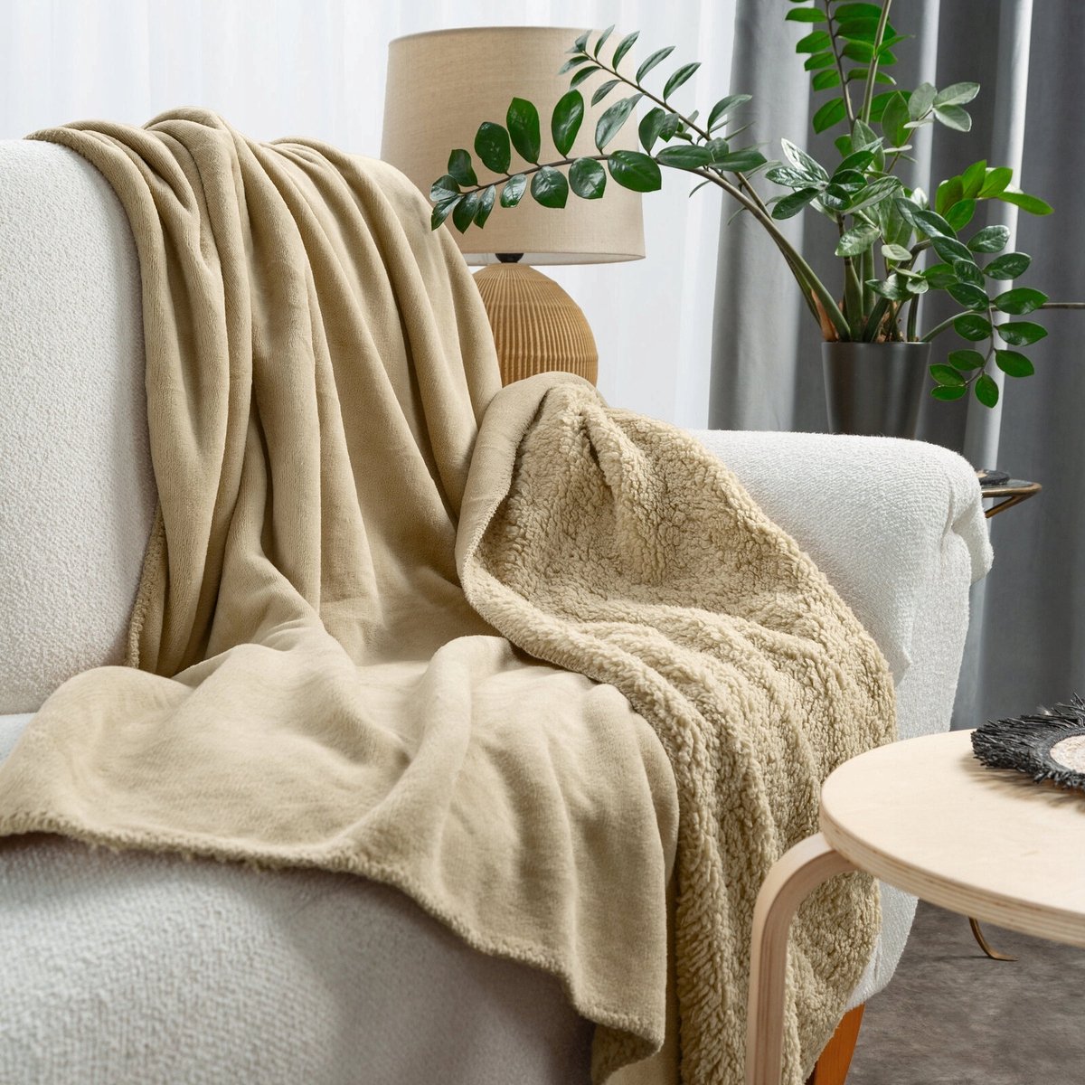 Dubbelzijdige Microvezel Deken TEDY 170x210cm - Zacht & Warm Beige