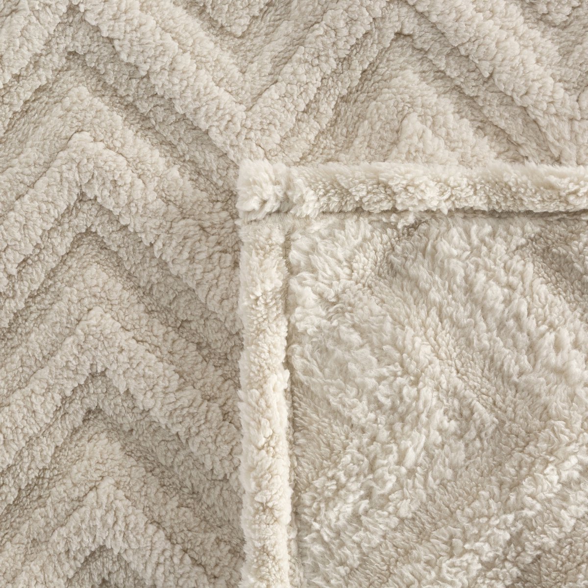 Zachte Beige Plaid 170x210cm - Stijlvol Visgraatmotief