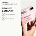 Hand houdt lichtroze Kérastase Genesis pot met masker. "Vrij van parabenen" en "Vrij van siliconen" iconen.