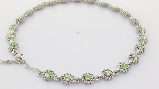 Behave Collier de fleurs argentées avec pierres vertes