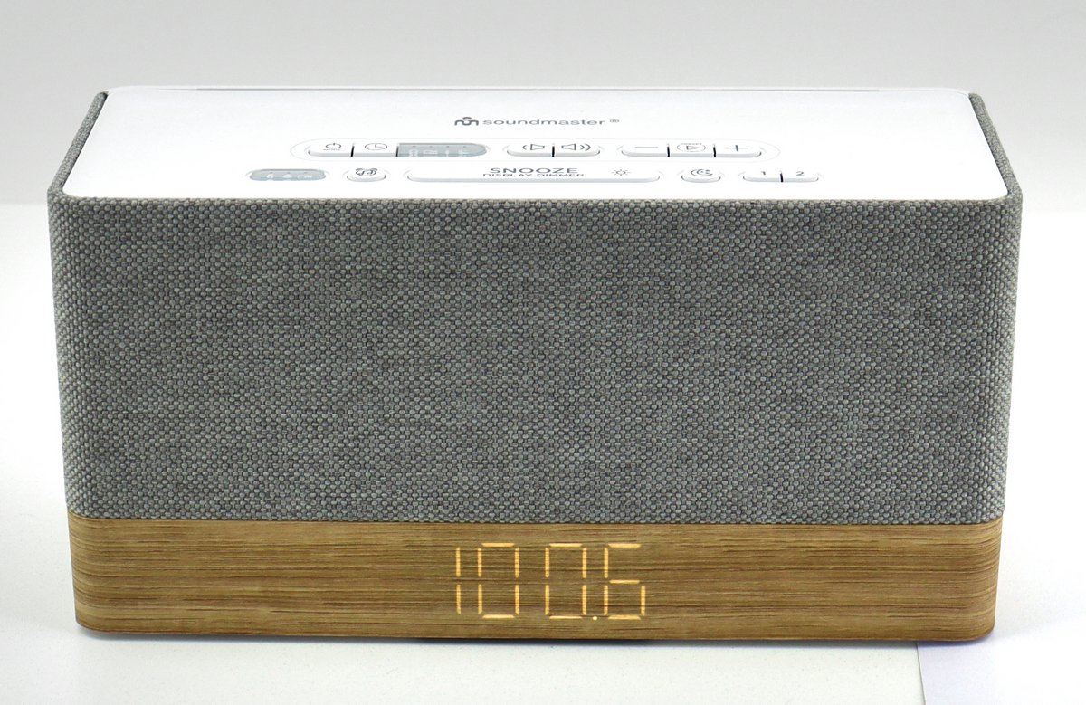 Soundmaster UR630WE - wekkerradio met Bluetooth en USB laadfunctie