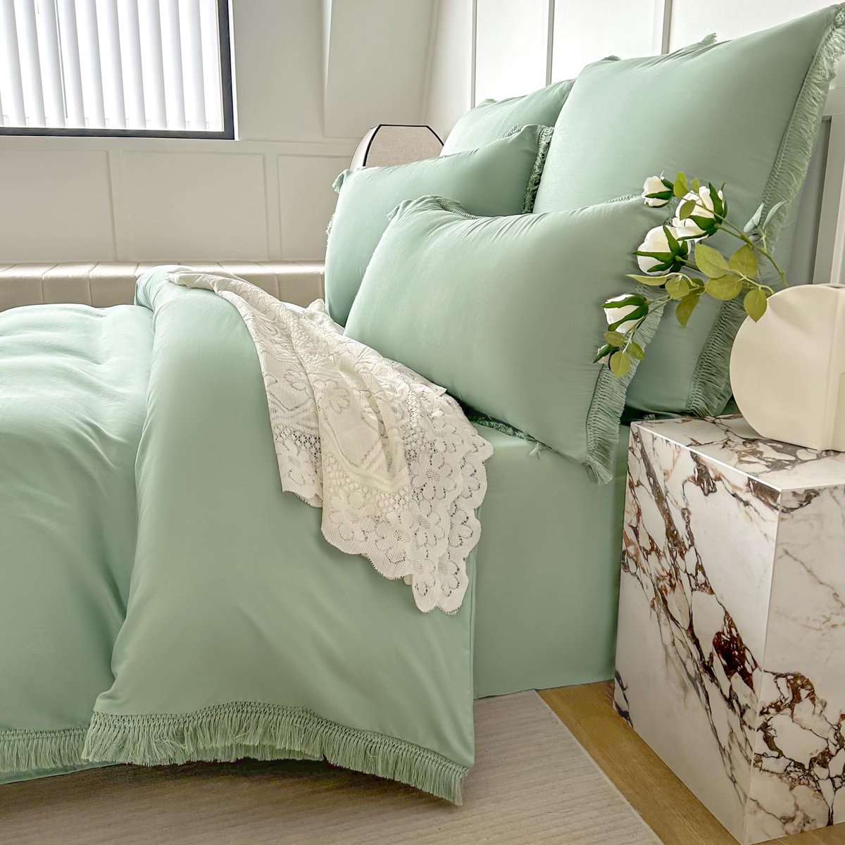 Ibenzoa Stijlvol Bohemian beddengoedset in saliegroen met kwastdetail en ritssluiting
