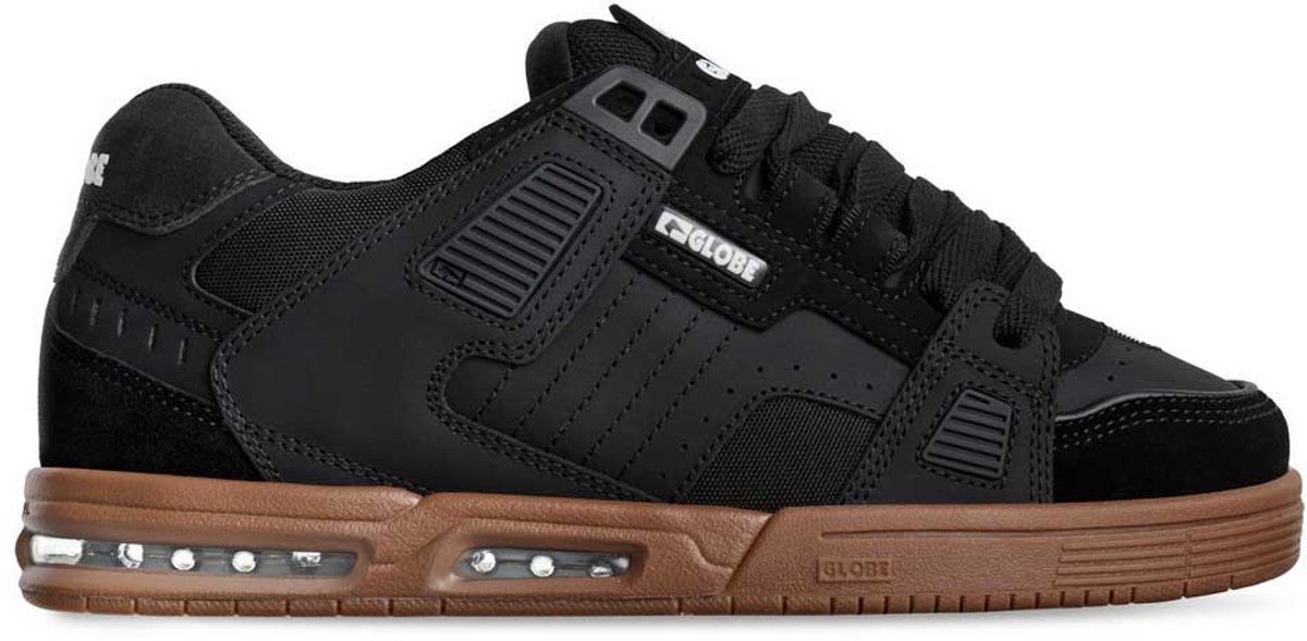 Globe Sabre Schoenen Man Onyx / Gum
