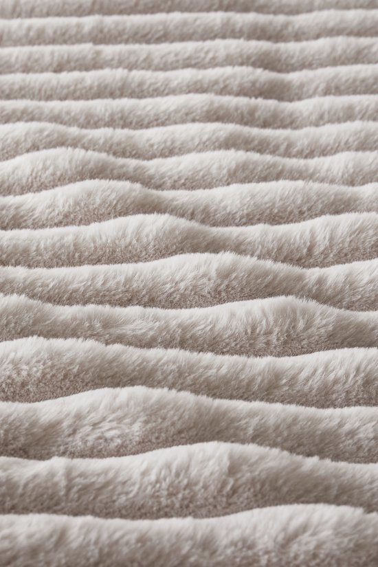 Rivièra Maison Furry Stripes dekbedovertrek - Lits-Jumeaux - 240 x 200/220 cm - Gebroken wit van Merkloos — afbeelding 3