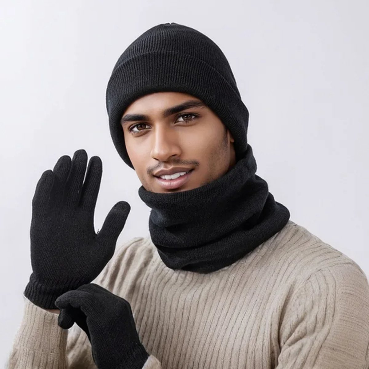 Modieuze Gebreide Muts, Sjaal en Handschoenen Set voor Mannen en Vrouwen - Fluwelen Driedelige Winterset, Koudbestendig en Warm voor Herfst en Winter, Perfect Cadeau voor Koude Dagen