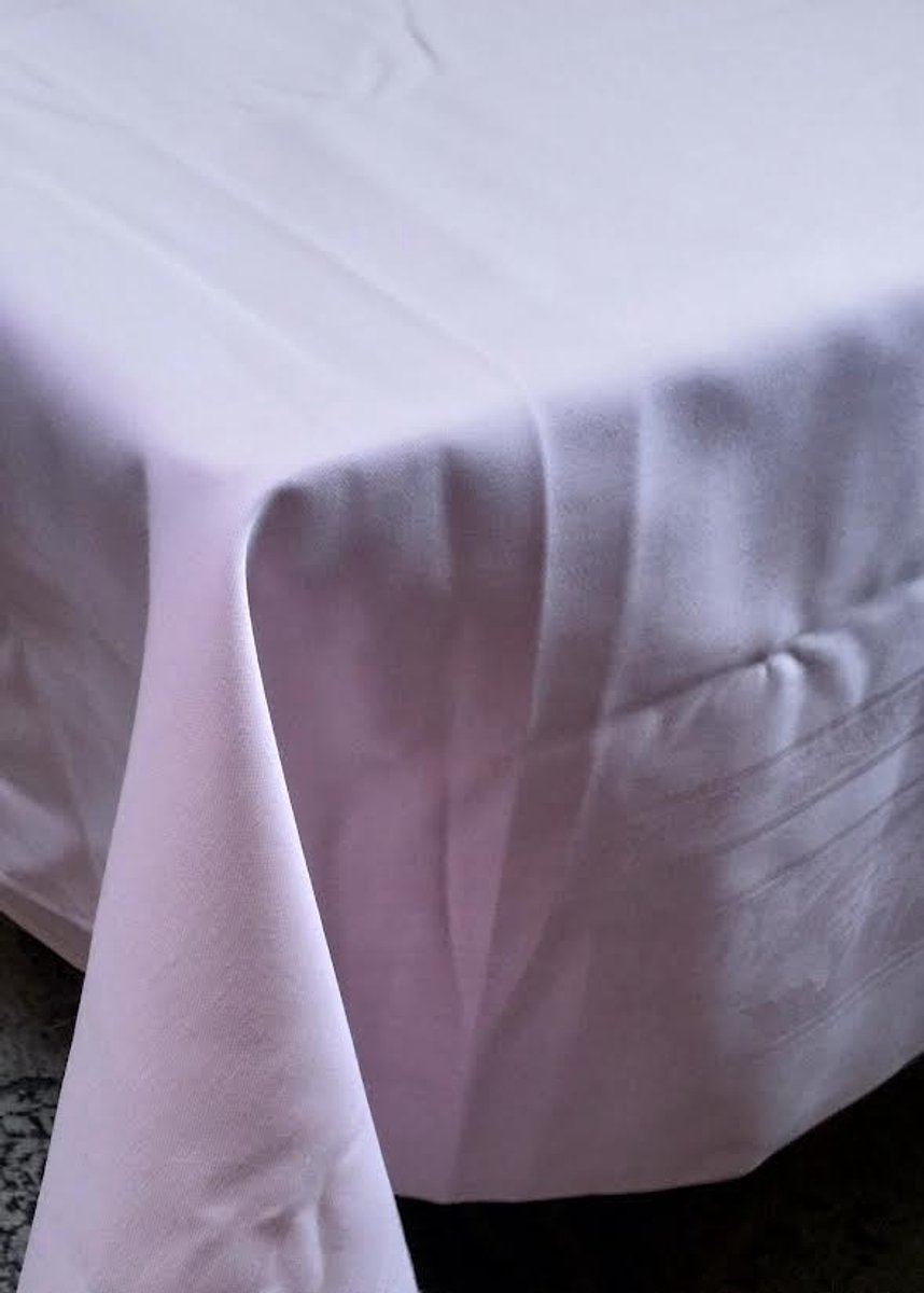 Damast Tafelkleed Licht Roze 300x150cm, De Witte Lietaer